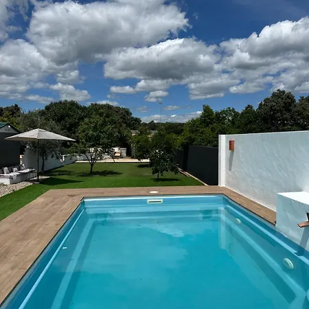 Ballesterin Holiday home *